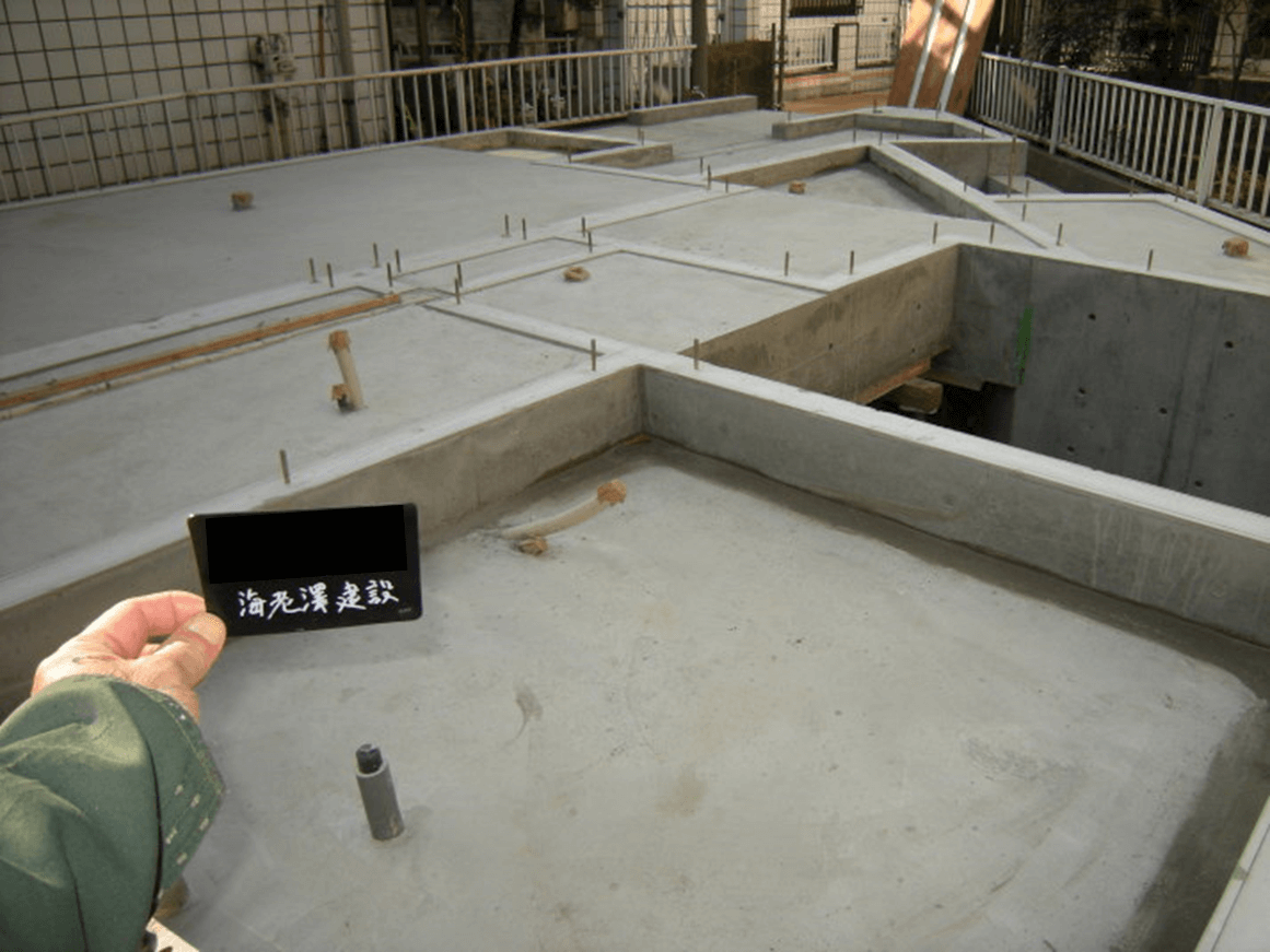 地下躯体の完成した写真