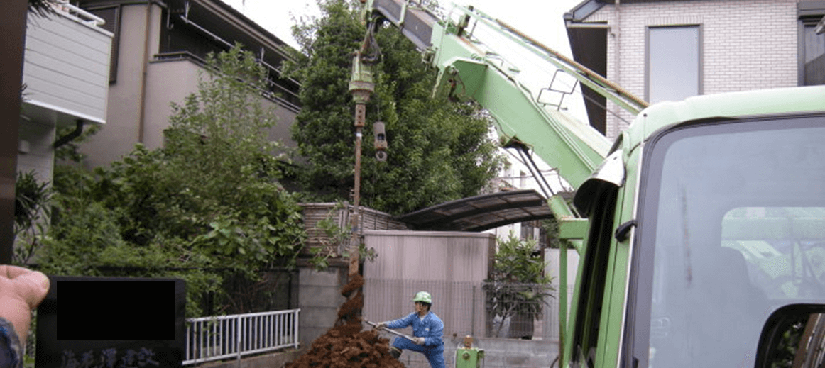 地下躯体のH鋼打設の写真